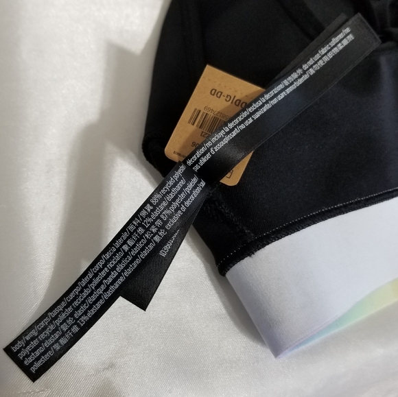 PINK Victoria's Secret Black Ultimate Sports Bra Strappy Bralette Logo New Large - Picture 13 of 16